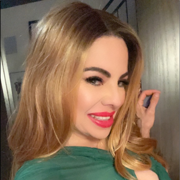 Meet your Posher, Flavia - Picture 4 of 16